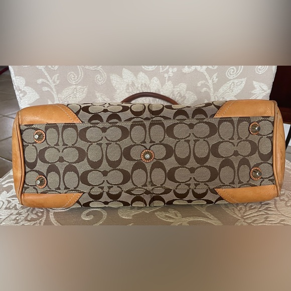 Coach Hampton Signature Tan Canvas Satchel Shoulder Handle Bag Purse F08K0 - Picture 5 of 13